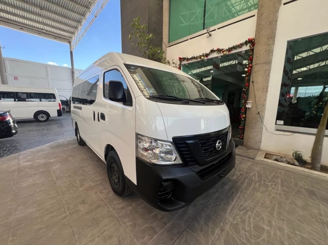 NISSAN URVAN 2022 - Image 2