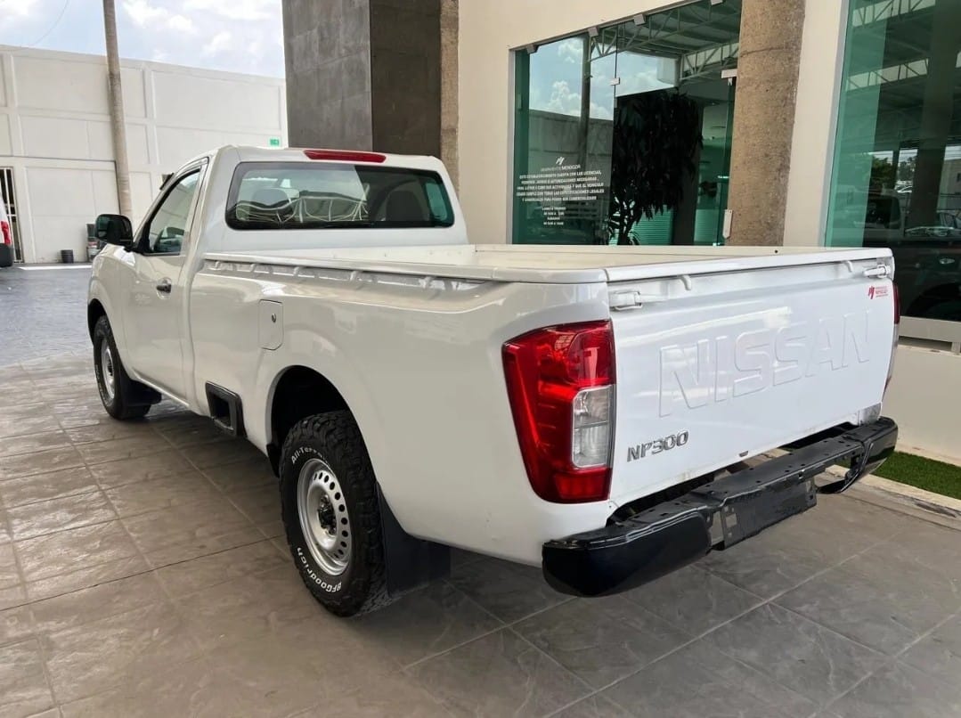 NISSAN NP300 2018 - Image 5