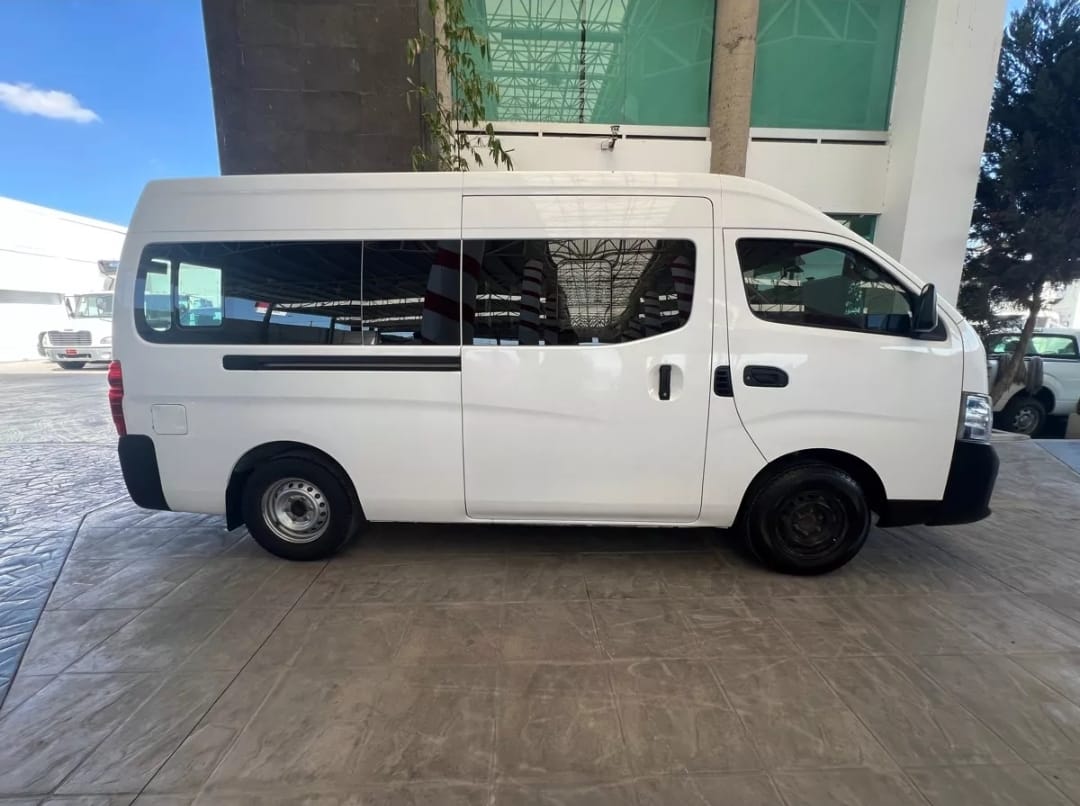 NISSAN URVAN 2022 - Image 5