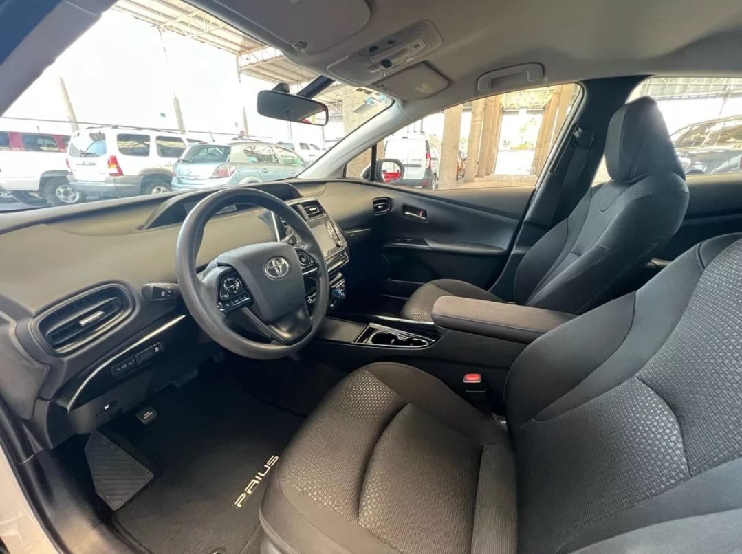 TOYOTA PRIUS 2019 - Image 8
