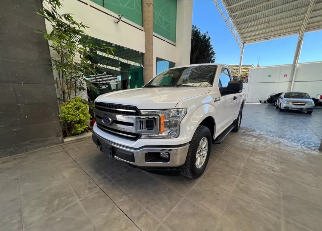 FORD LOBO XLT - Image 3