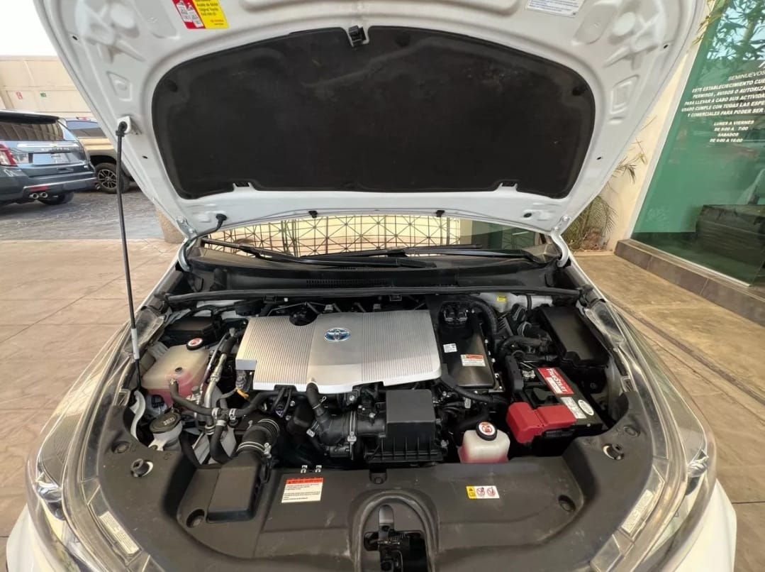 TOYOTA PRIUS 2019 - Image 2