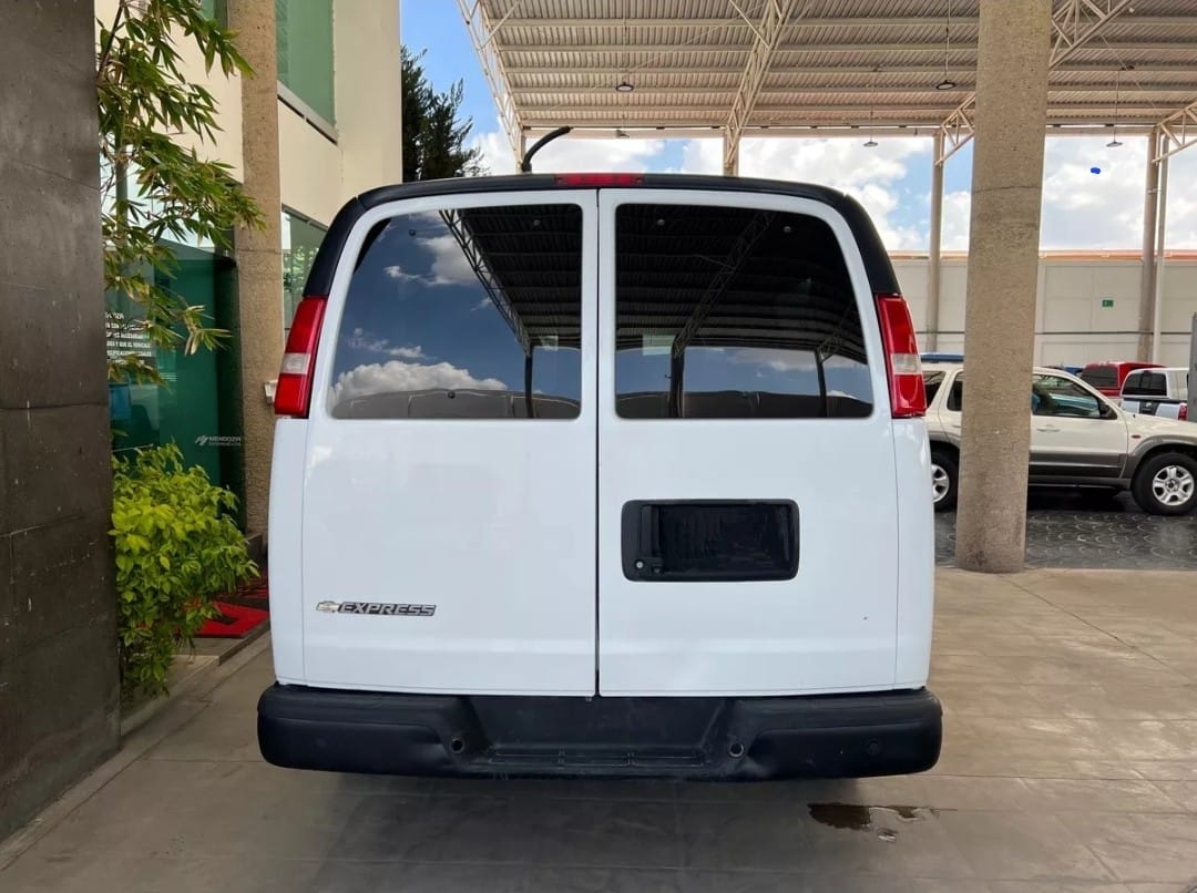 CHEVROLET EXPRESS VAN 2019 - Image 4