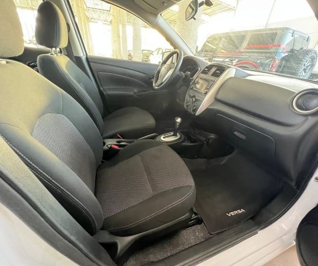NISSAN VERSA 2019 - Image 4