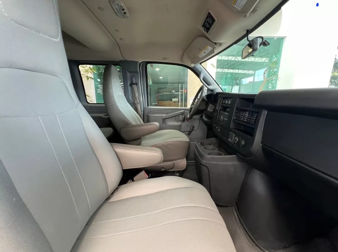 CHEVROLET EXPRESS VAN 2019 - Image 5