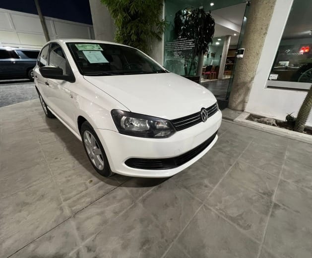 VOLKSWAGEN VENTO 2015 - Image 6