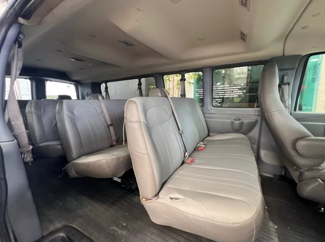 CHEVROLET EXPRESS VAN 2019 - Image 9