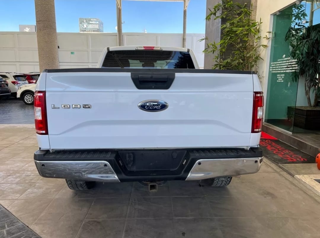 FORD LOBO XLT - Image 11